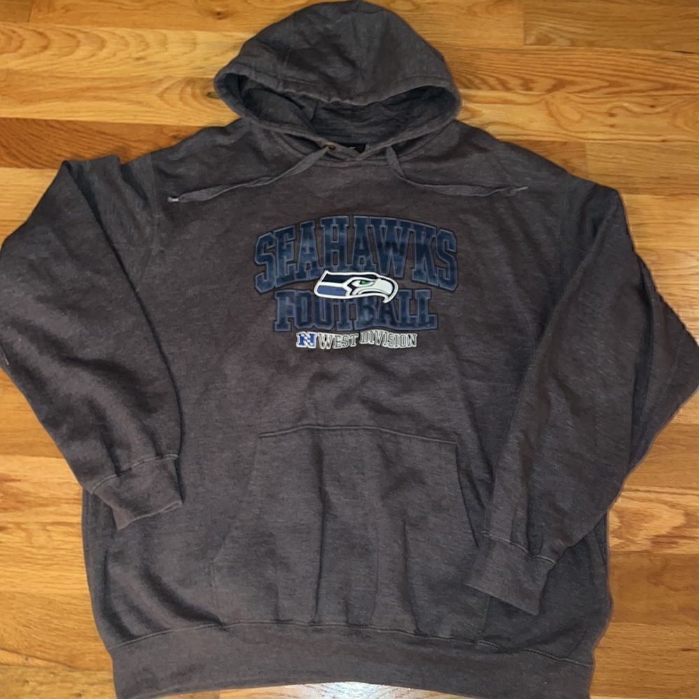Used fleece dark gray Seattle Seahawks Hooded Sweatshirt Jacket Sweater L